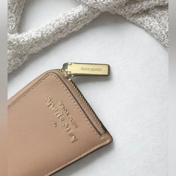 Kate Spade Taupe Leather Zip Cardholder – Gold Hardware, Gently Used - Picture 4 of 4
